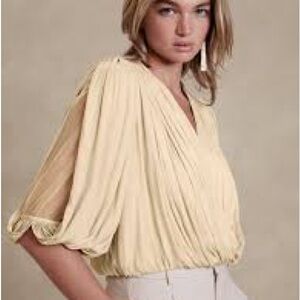 Banana Republic Light Cream Pleated V-Neck Blouse